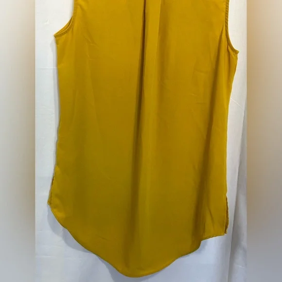 Rachel Zoe - Mustard Yellow Sleeveless Button-Down Shirt - Picture 13 of 13